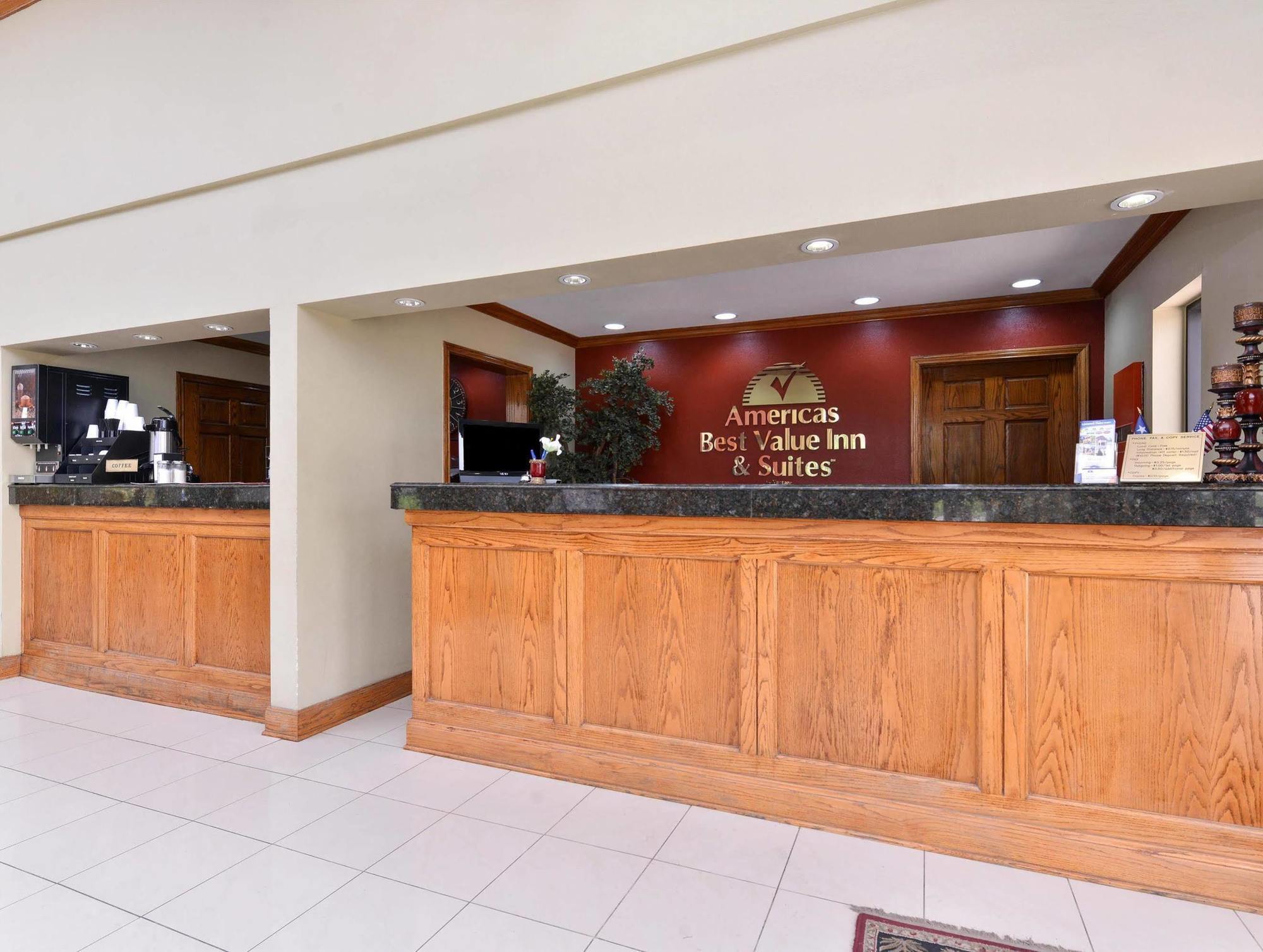 Americas Best Value Inn & Suites-Alvin/Houston Exterior photo